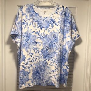 Croft & Barrow Shades of Blue Crew Neck T